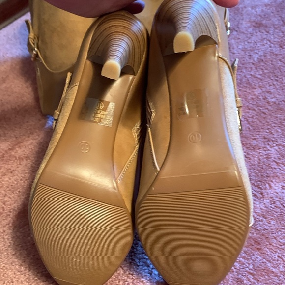 EUC Buckle Detail zip up boots - Picture 5 of 9